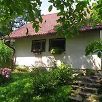 V Ceskem Raji 3* Holín