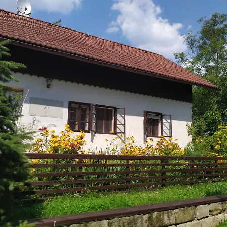 V českém Ráji Holín