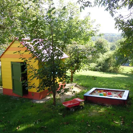 V českém Ráji 3*